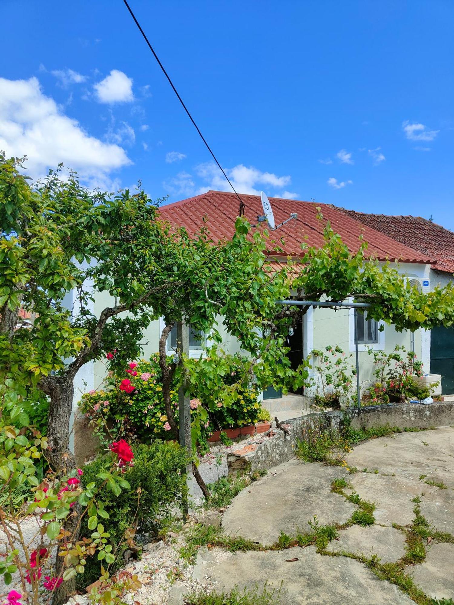 Como Em Casa Alburitel Exterior foto